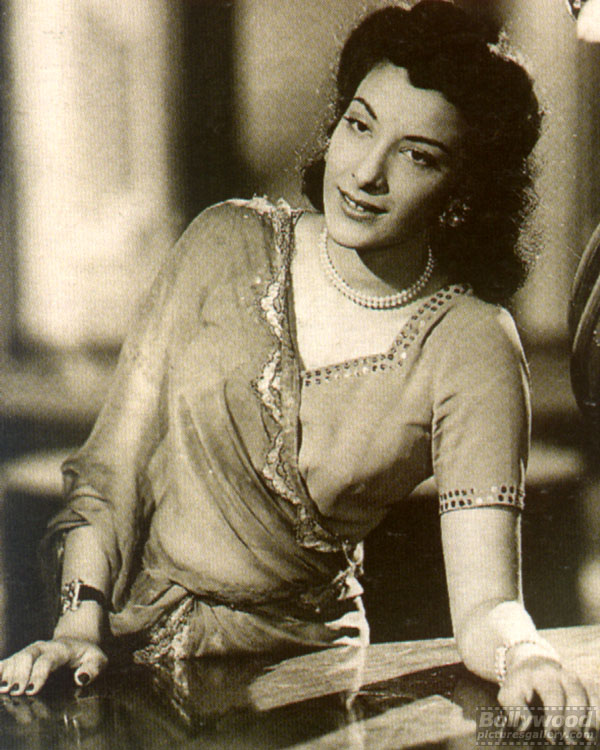 Nargis Picture 3